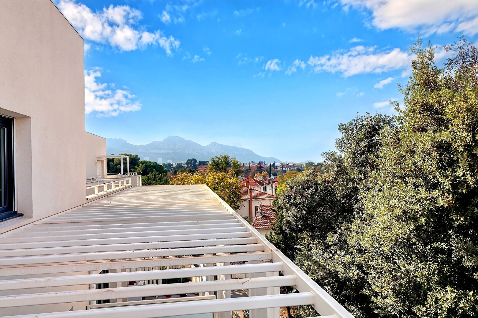 Appartement MARSEILLE (13009) 4 pi&egrave;ces 80.00 m&sup2;