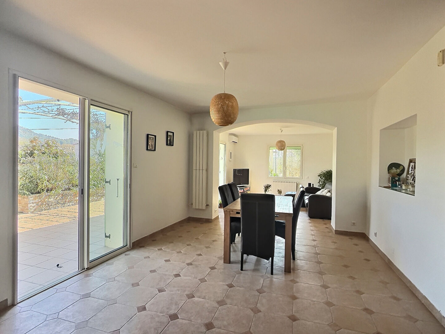 Maison MARSEILLE (13011) 6 pi&egrave;ces 170.00 m&sup2;