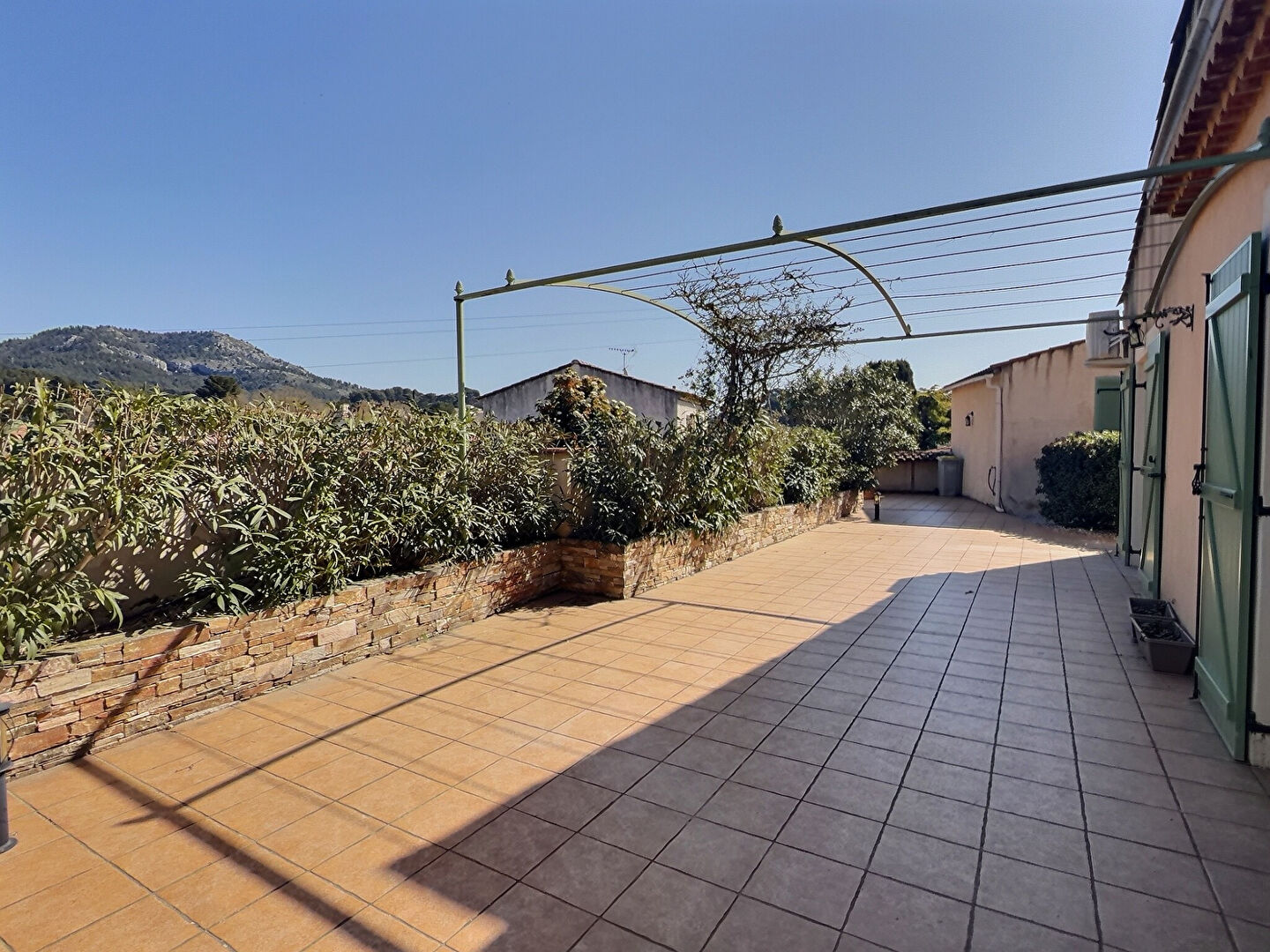 Maison MARSEILLE (13011) 6 pi&egrave;ces 170.00 m&sup2;
