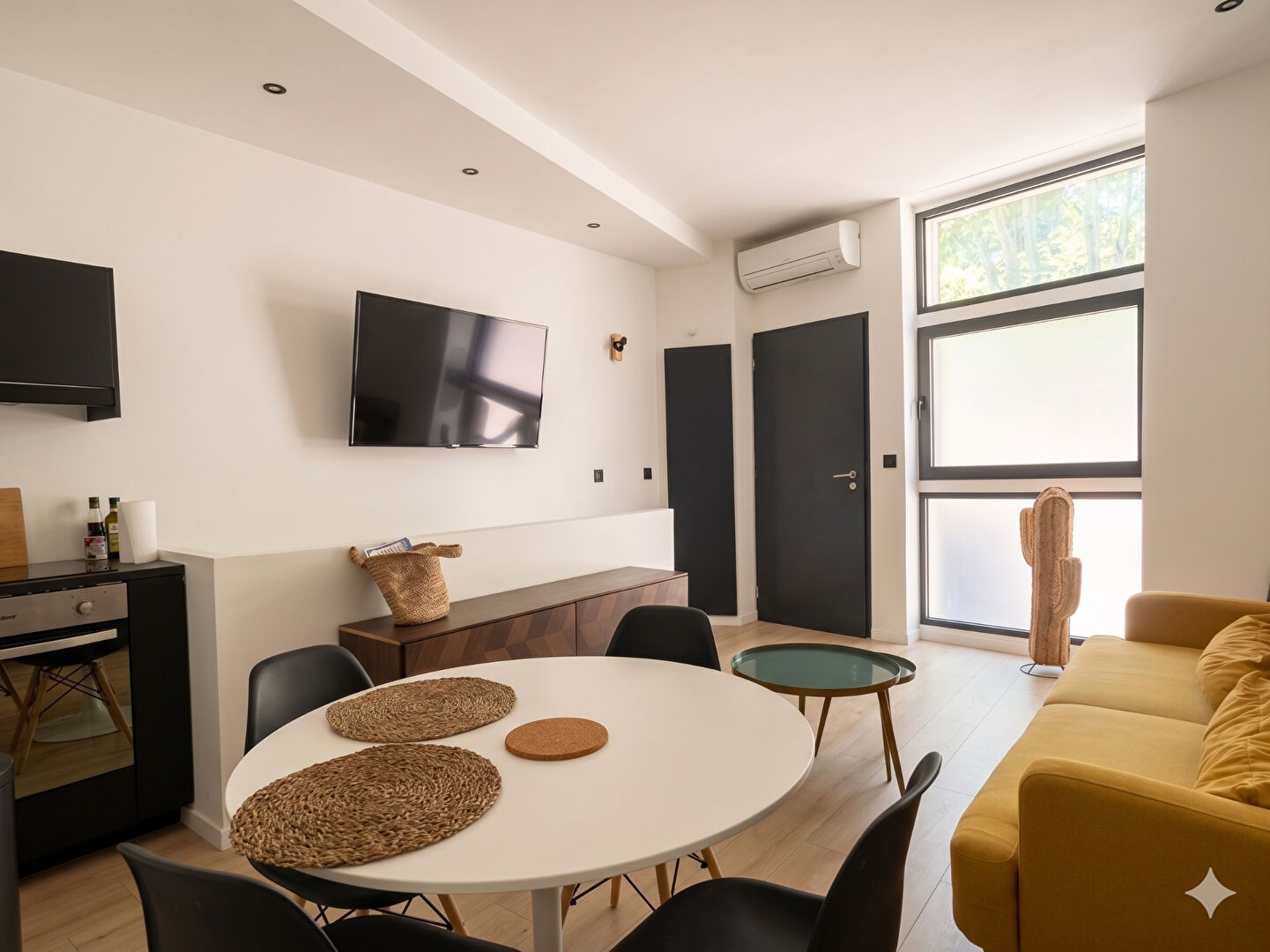 Appartement MARSEILLE (13008) 2 pi&egrave;ces 34.00 m&sup2;