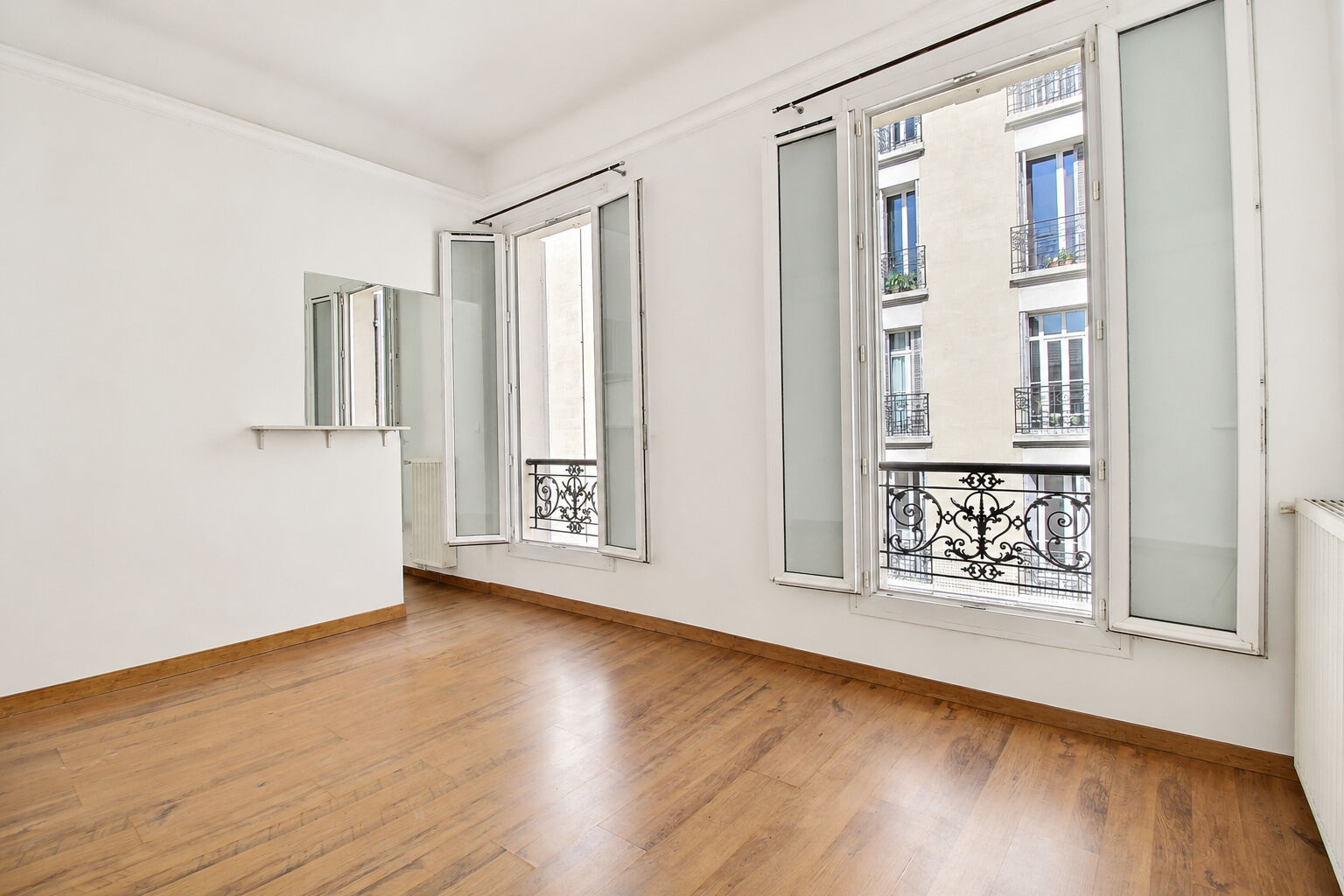 Appartement MARSEILLE (13005) 3 pi&egrave;ces 50.00 m&sup2;