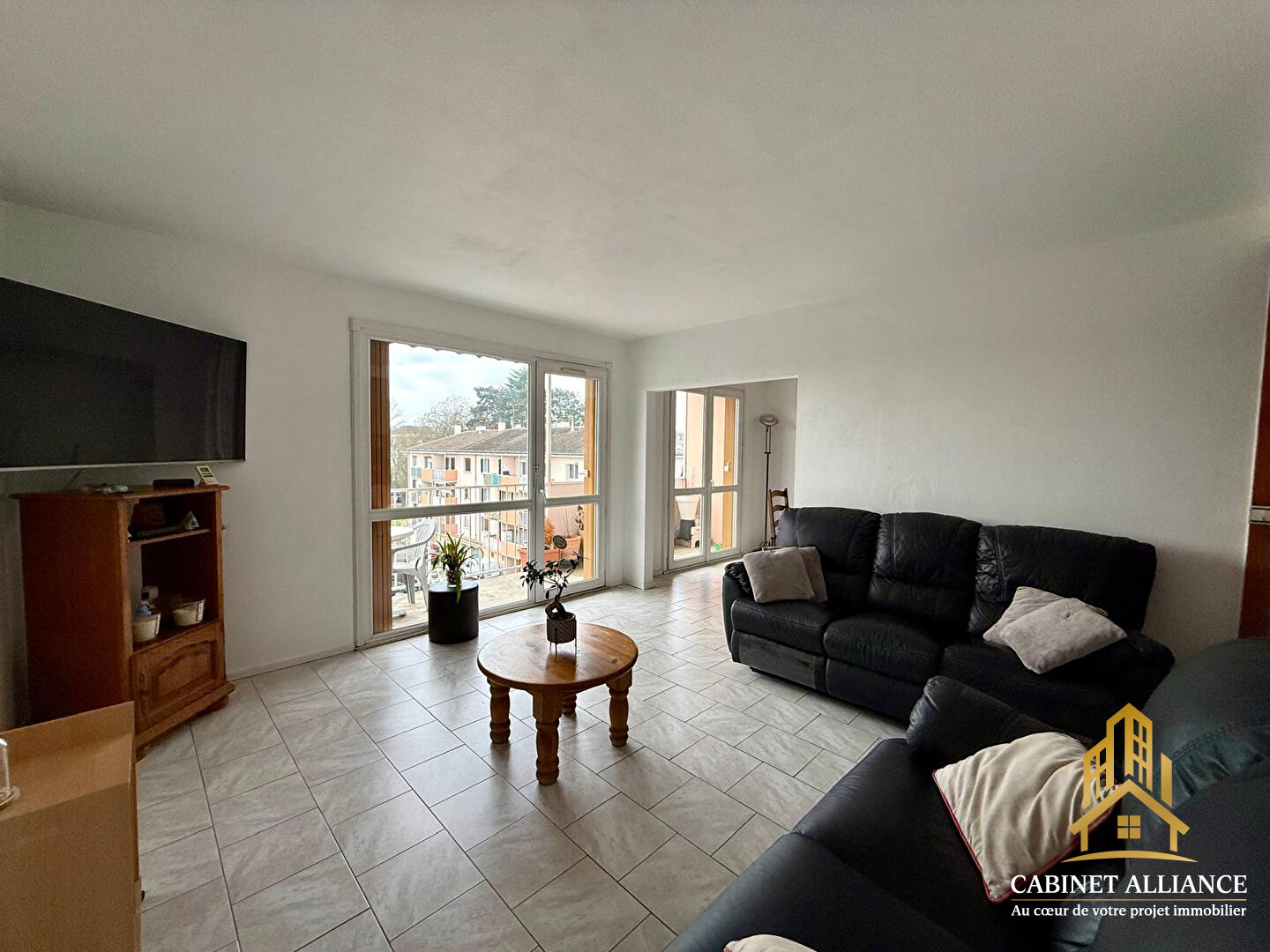Appartement SAINT FARGEAU PONTHIERRY (77310) 4 pi&egrave;ces 73.00 m&sup2;