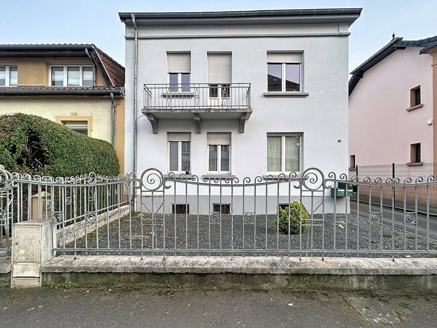 Immeuble MONTIGNY LES METZ (57950) 10 pi&egrave;ces 160.00 m&sup2;