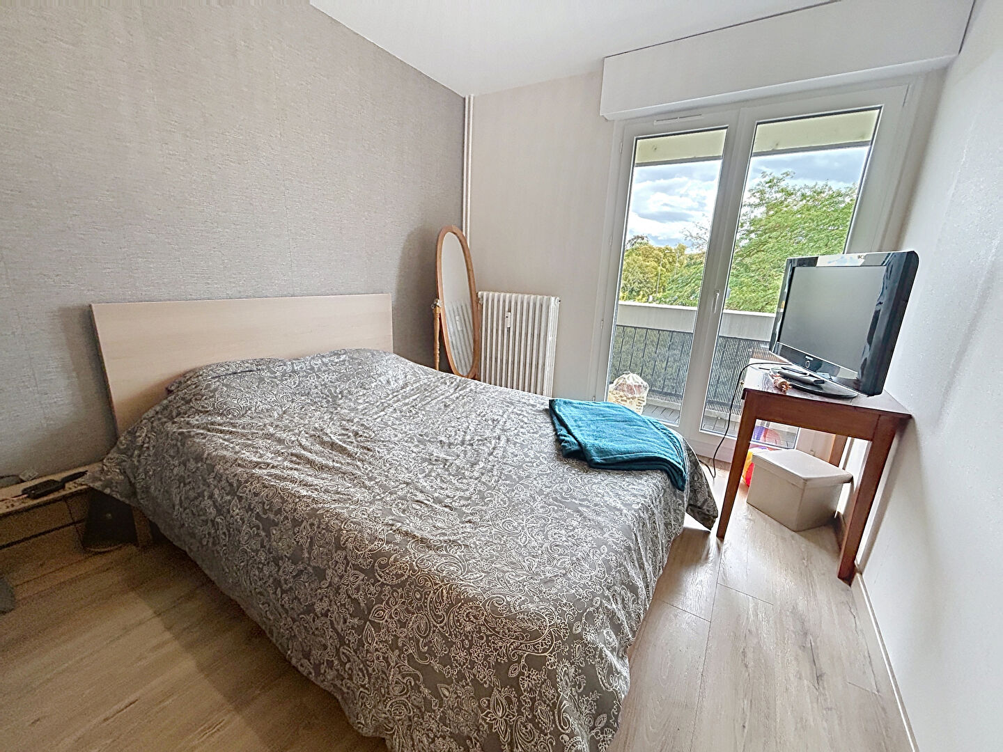 Appartement LONGEVILLE LES METZ (57050) 5 pi&egrave;ces 90.00 m&sup2;