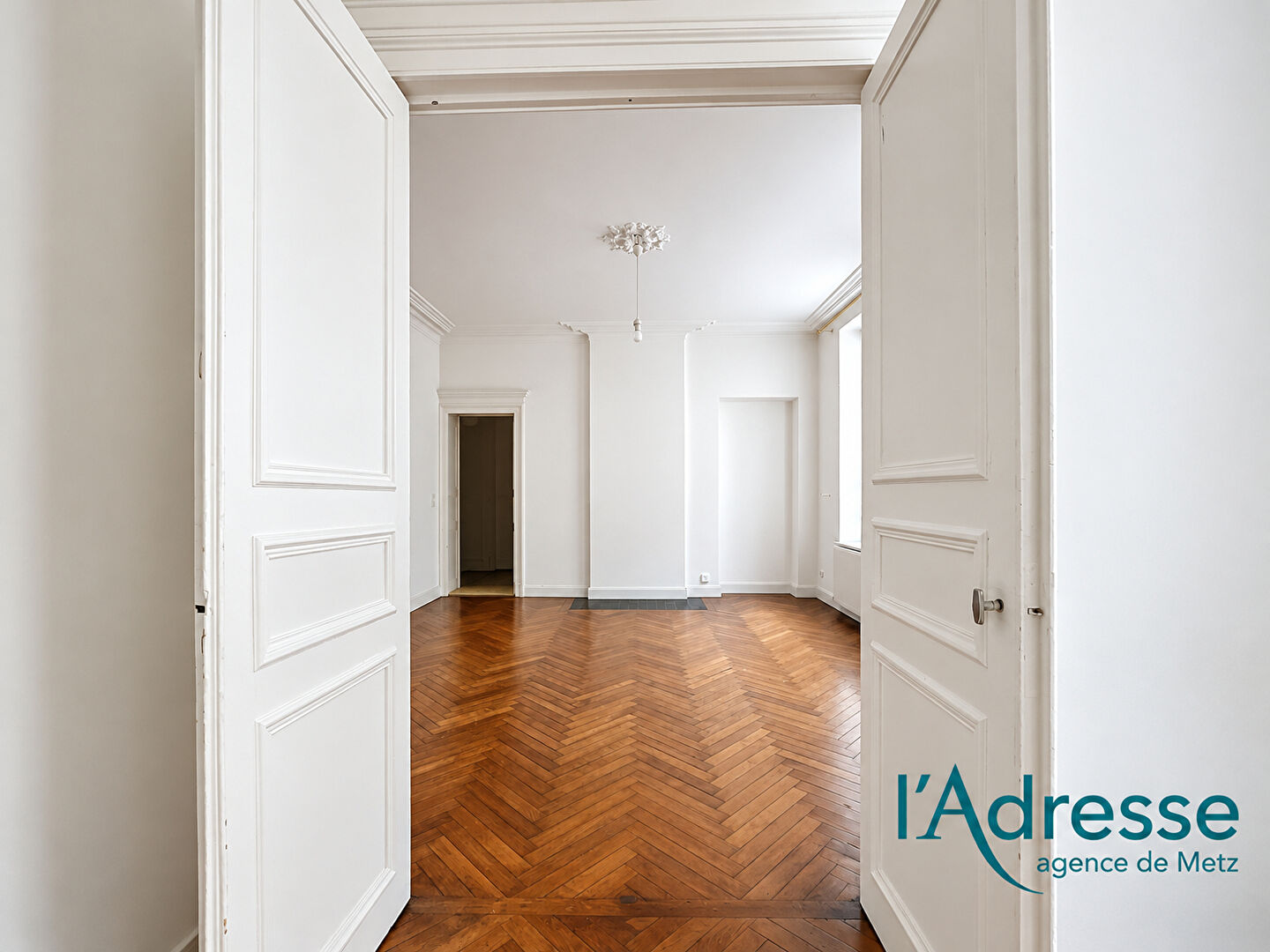 Appartement METZ (57000) 2 pi&egrave;ces 61.00 m&sup2;