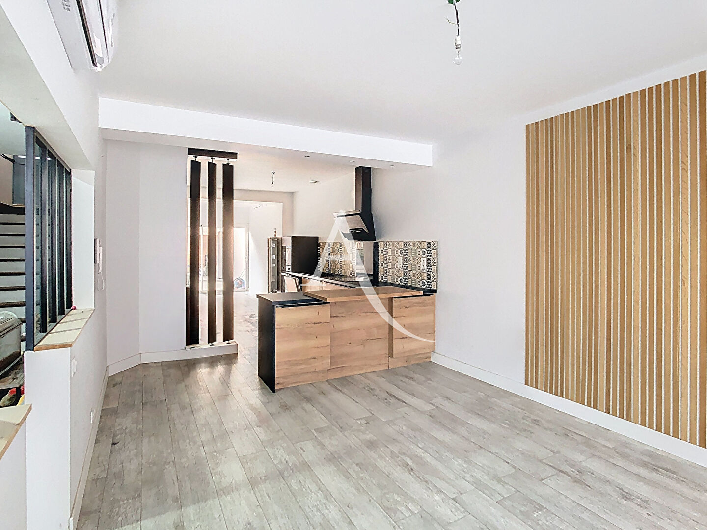 Maison de ville MURET (31600) 7 pièces 200.00 m²