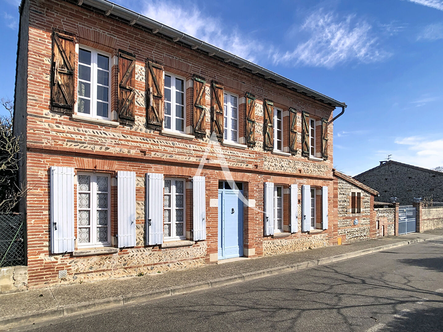 Maison LONGAGES (31410) 5 pi&egrave;ces 174.00 m&sup2;