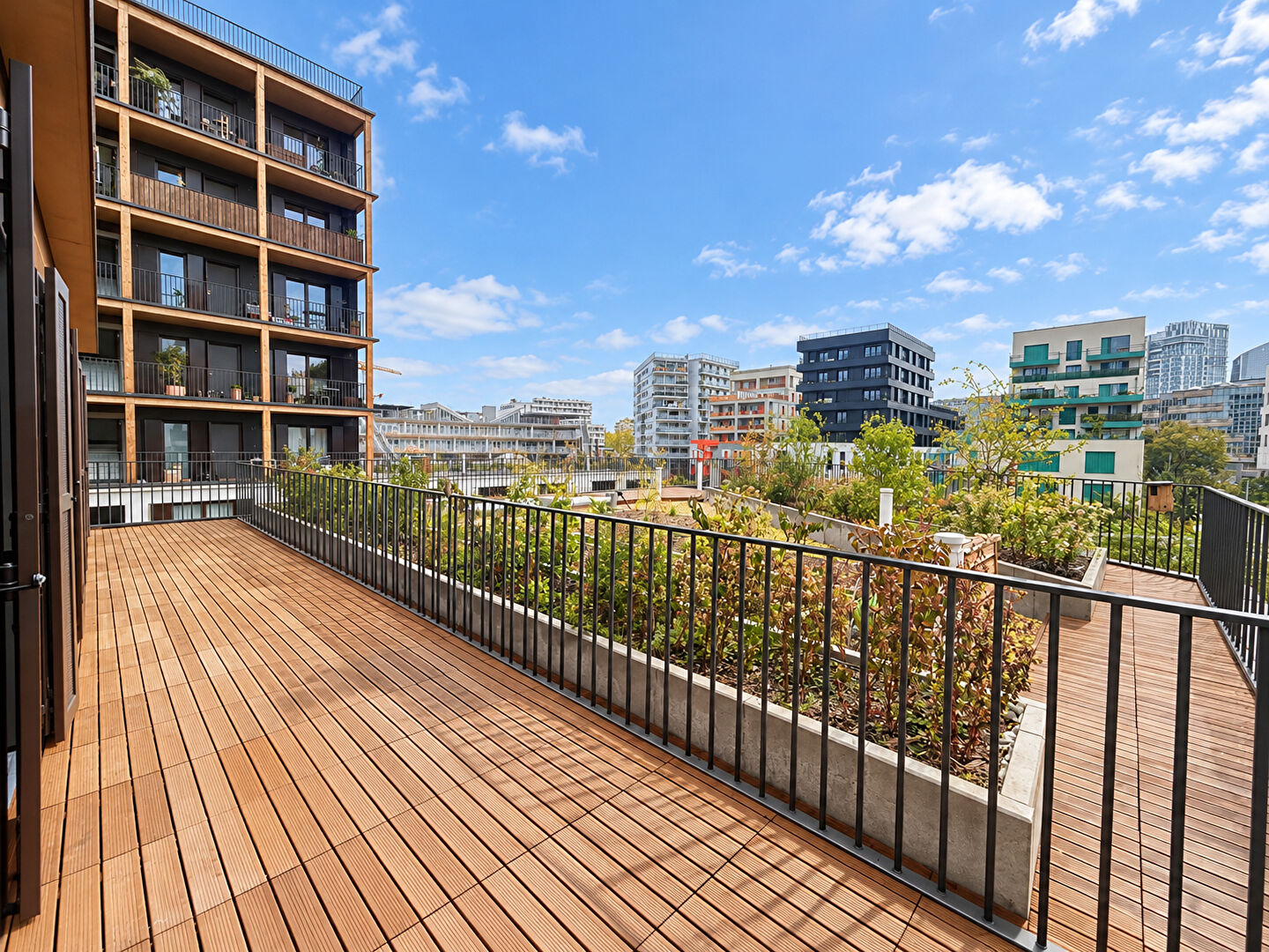 Nanterre (92) 490 000 € Appartement 4 pièces , 3 chambres 83.00 m² Avec terrasse