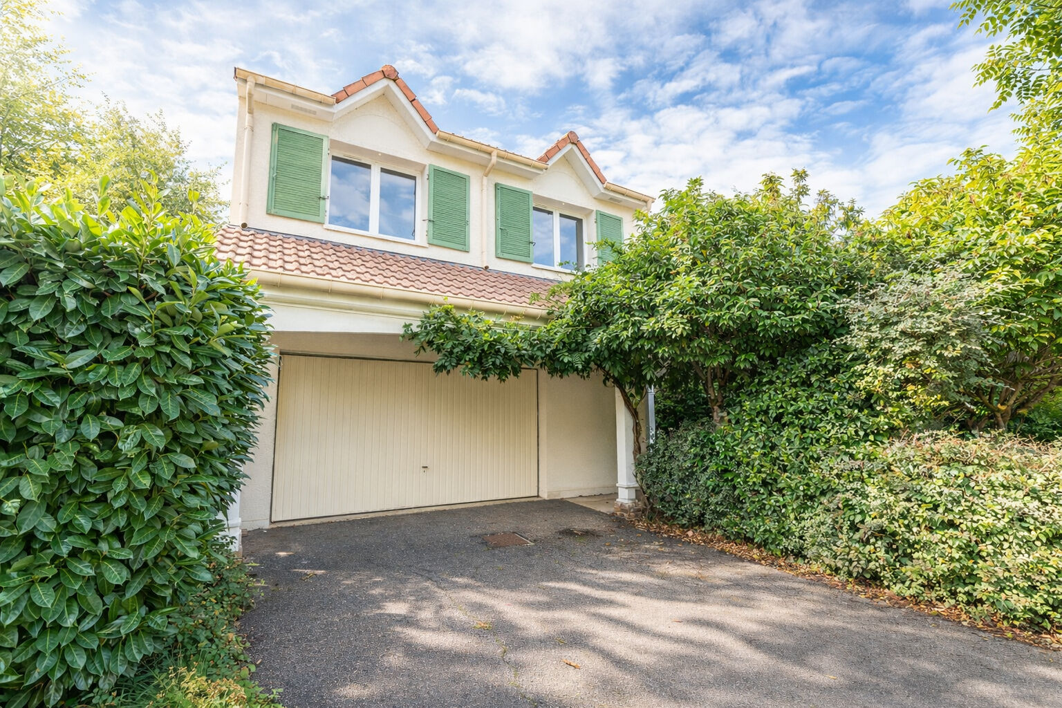 Maison BURES SUR YVETTE (91440) 7 pi&egrave;ces 188.00 m&sup2;