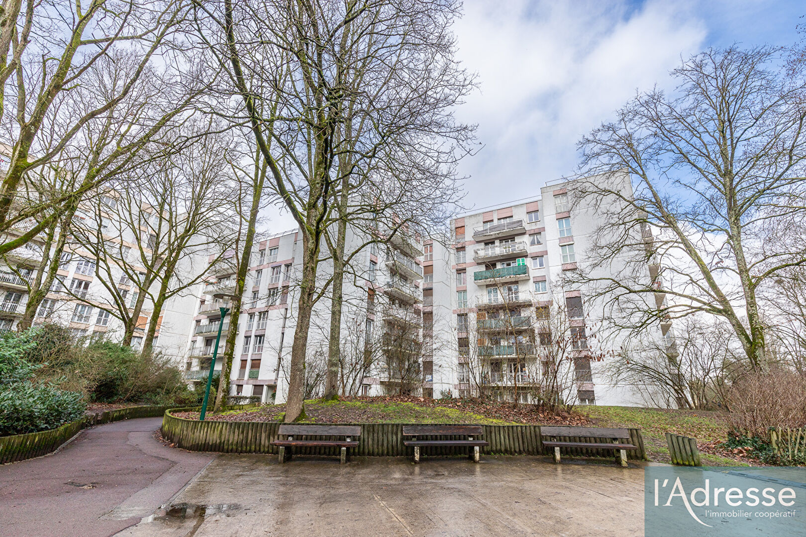 Appartement LES ULIS (91940) 2 pi&egrave;ces 48.00 m&sup2;