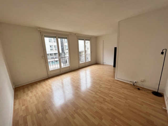 Appartement PARIS (75012) 2 pi&egrave;ces 53.15 m&sup2;