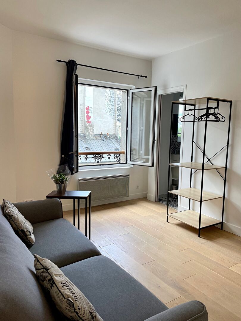 Paris 11 (75) 890 € / mois cc Appartement 1 pièce 20.22 m² Meublé Voir le bien