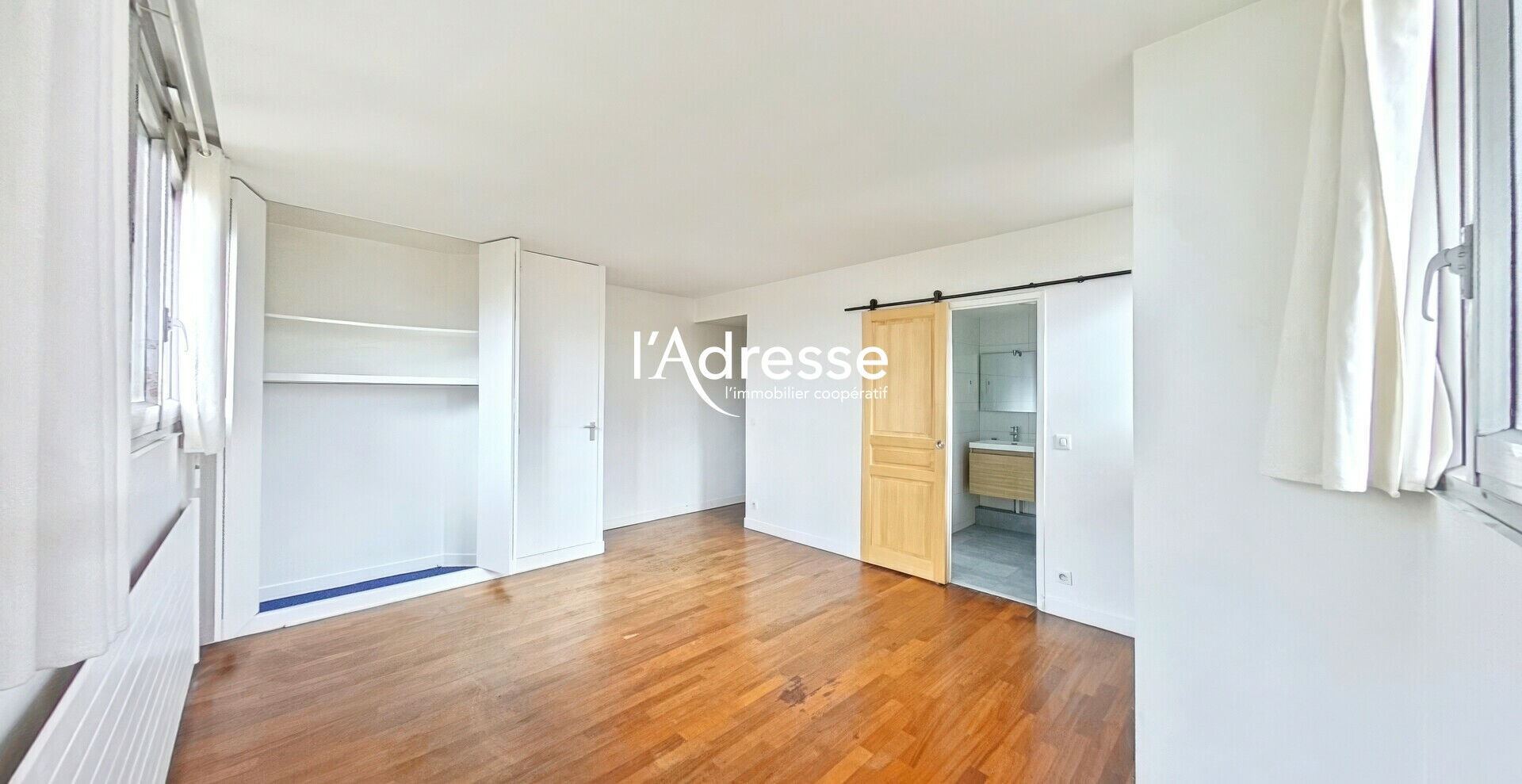 Appartement PARIS (75015) 1 pièce 30.61 m²