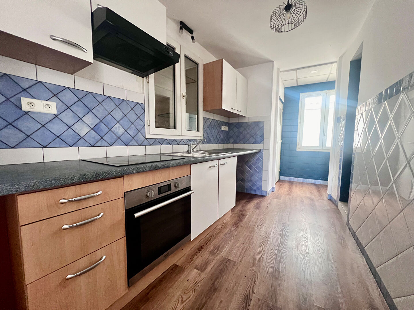 Immeuble PAU (64000) 11 pièces 333.00 m²