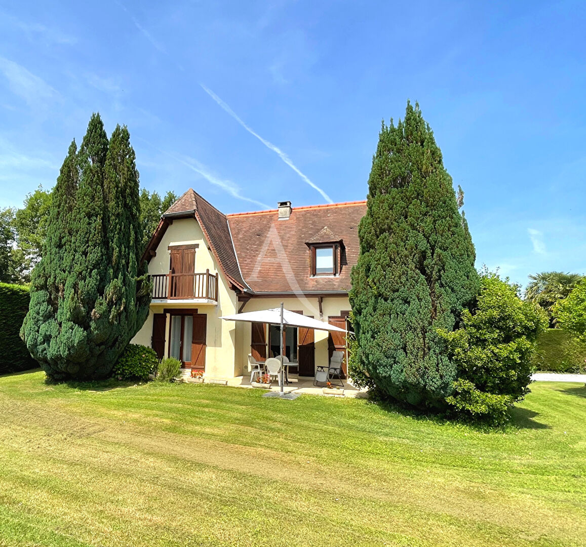 Maison SAINT JAMMES (64160) 6 pièces 128.00 m²