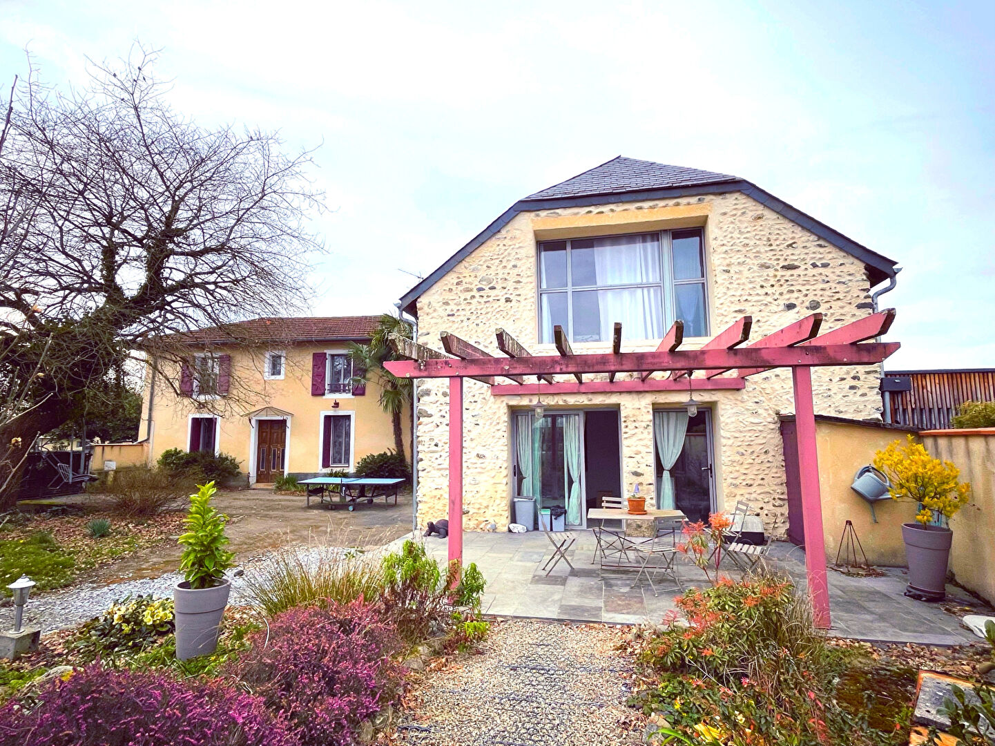 Maison OUSSE (64320) 9 pièces 275.00 m²