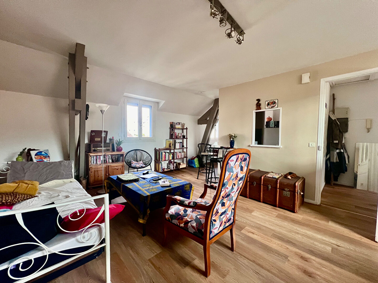 Immeuble PAU (64000) 6 pièces 180.00 m²