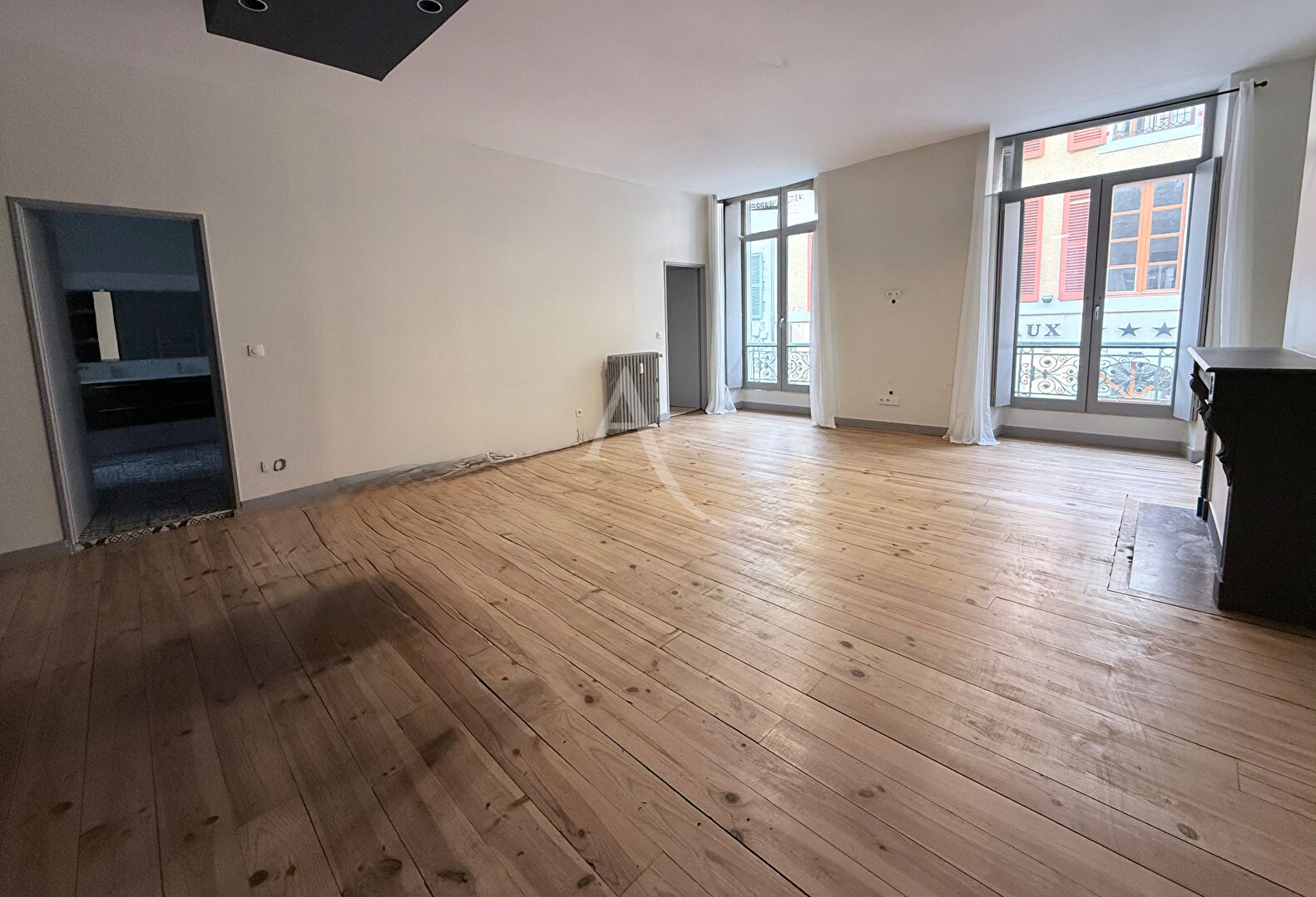 Appartement PAU (64000) 3 pi&egrave;ces 98.00 m&sup2;