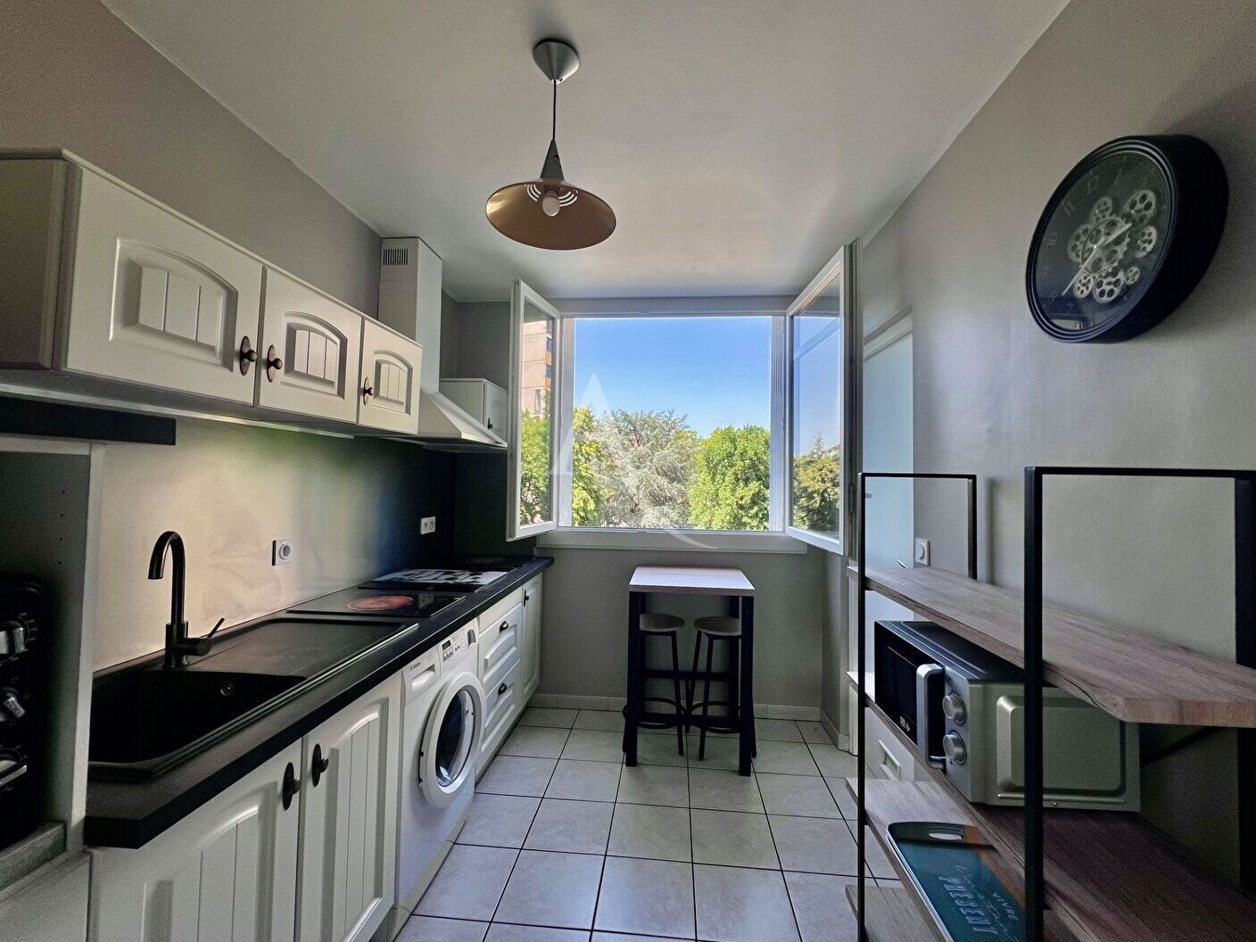 Appartement PAU (64000) 4 pi&egrave;ces 70.00 m&sup2;