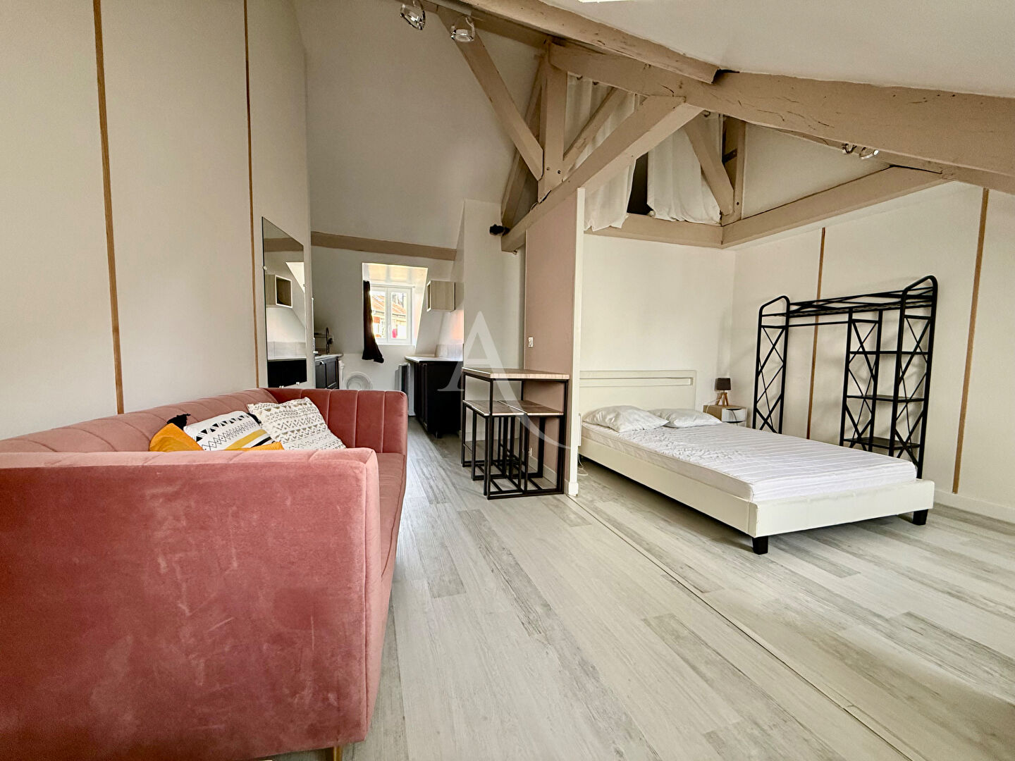 Appartement PAU (64000) 1 pi&egrave;ce 21.00 m&sup2;