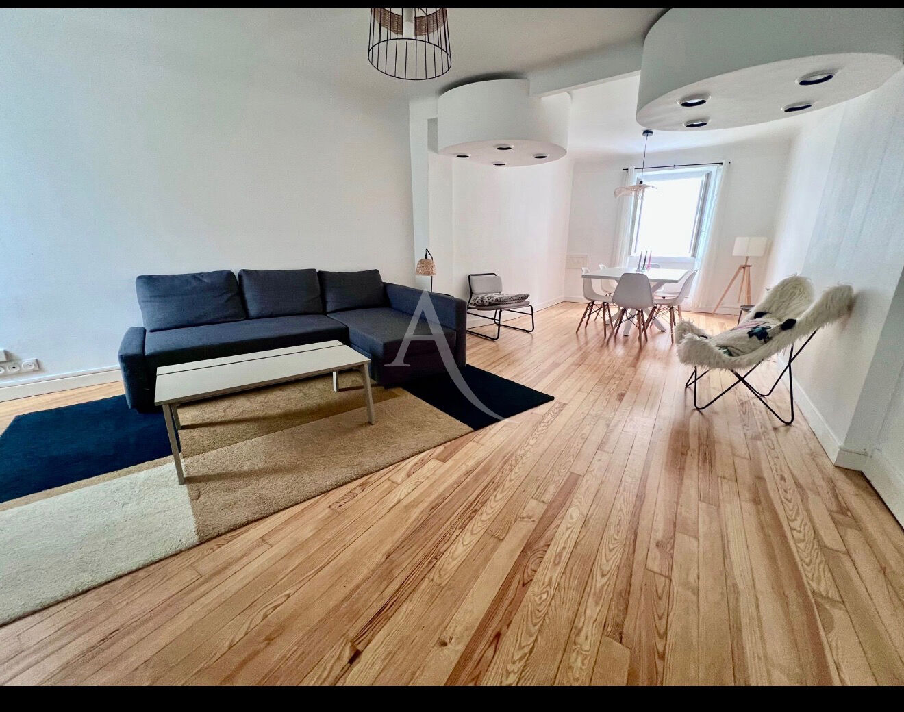 Immeuble PAU (64000) 7 pi&egrave;ces 130.00 m&sup2;