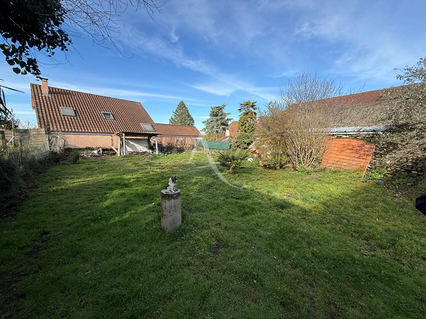 Immeuble JURANCON (64110) 11 pi&egrave;ces 200.00 m&sup2;