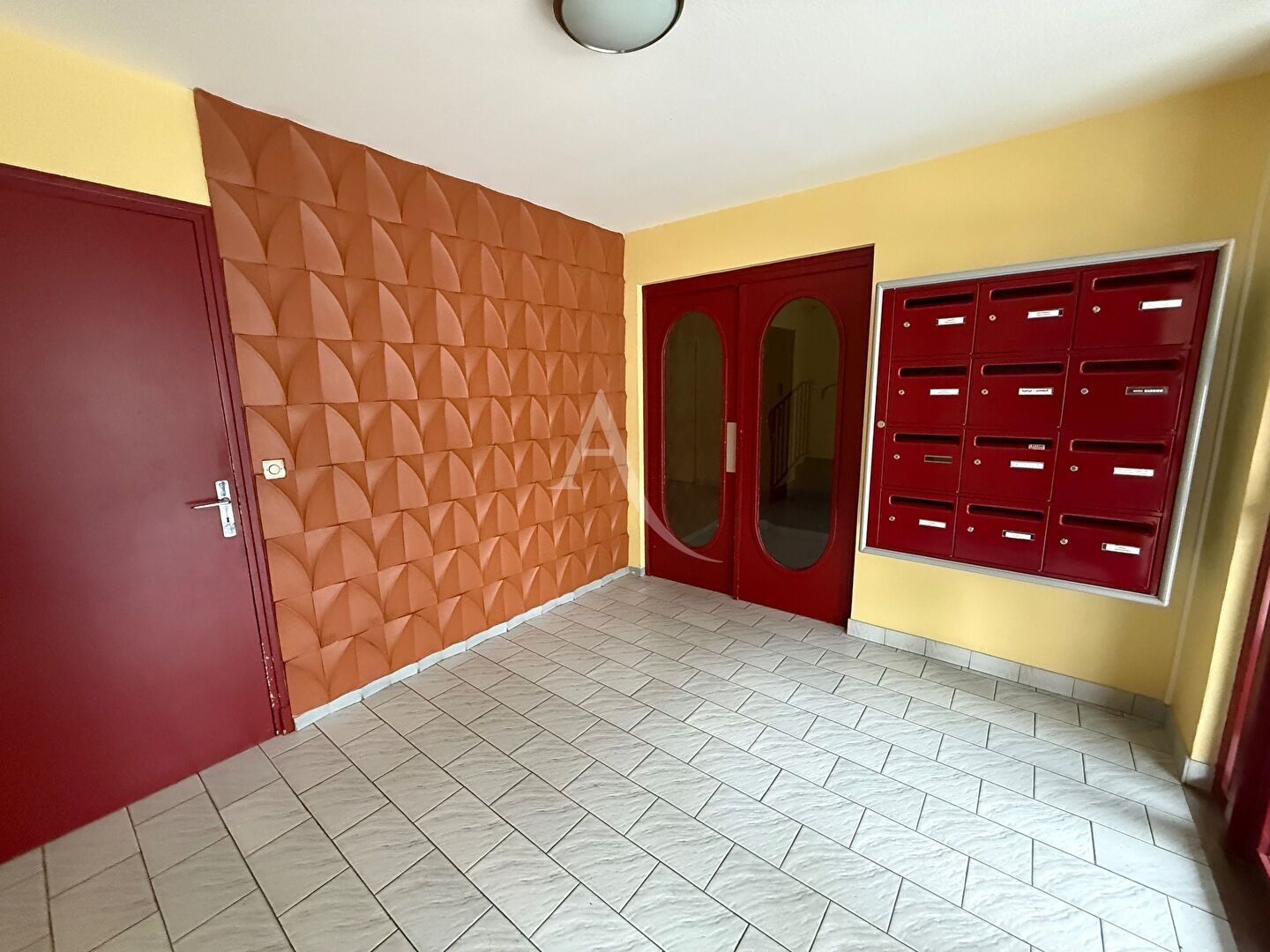 Appartement PAU (64000) 2 pi&egrave;ces 68.00 m&sup2;