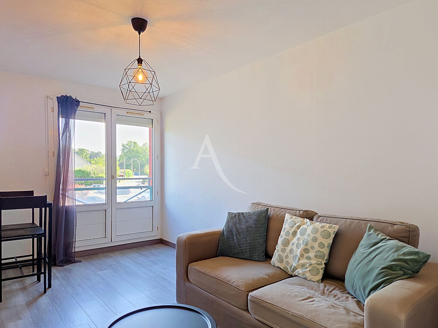 Appartement LONS (64140) 1 pi&egrave;ce 21.00 m&sup2;