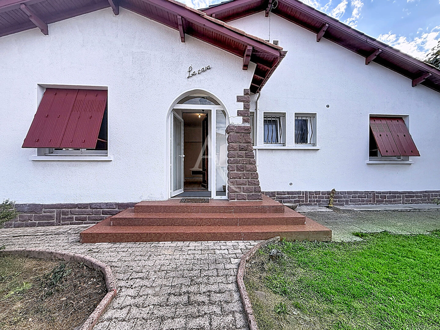 Maison PAU (64000) 5 pi&egrave;ces 93.00 m&sup2;