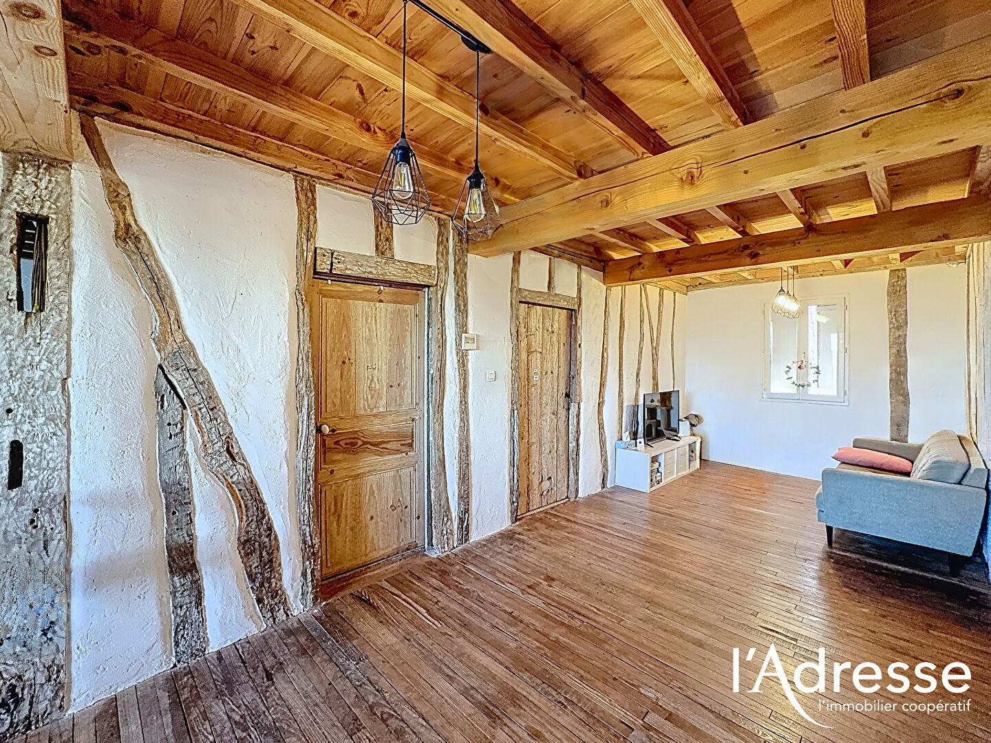 Maison JUILLES (32200) 7 pi&egrave;ces 264.00 m&sup2;