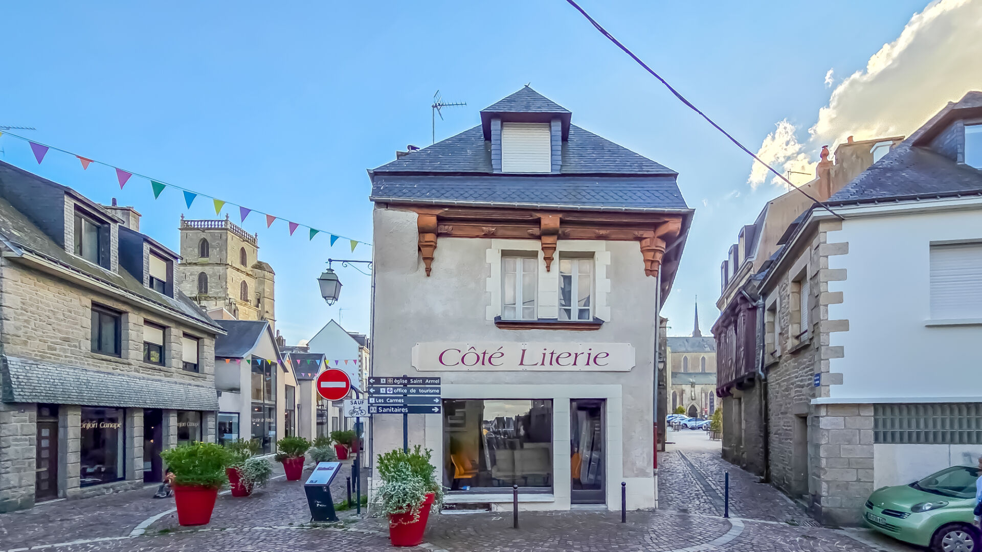 Immeuble PLOERMEL (56800) 6 pièces 180.00 m²