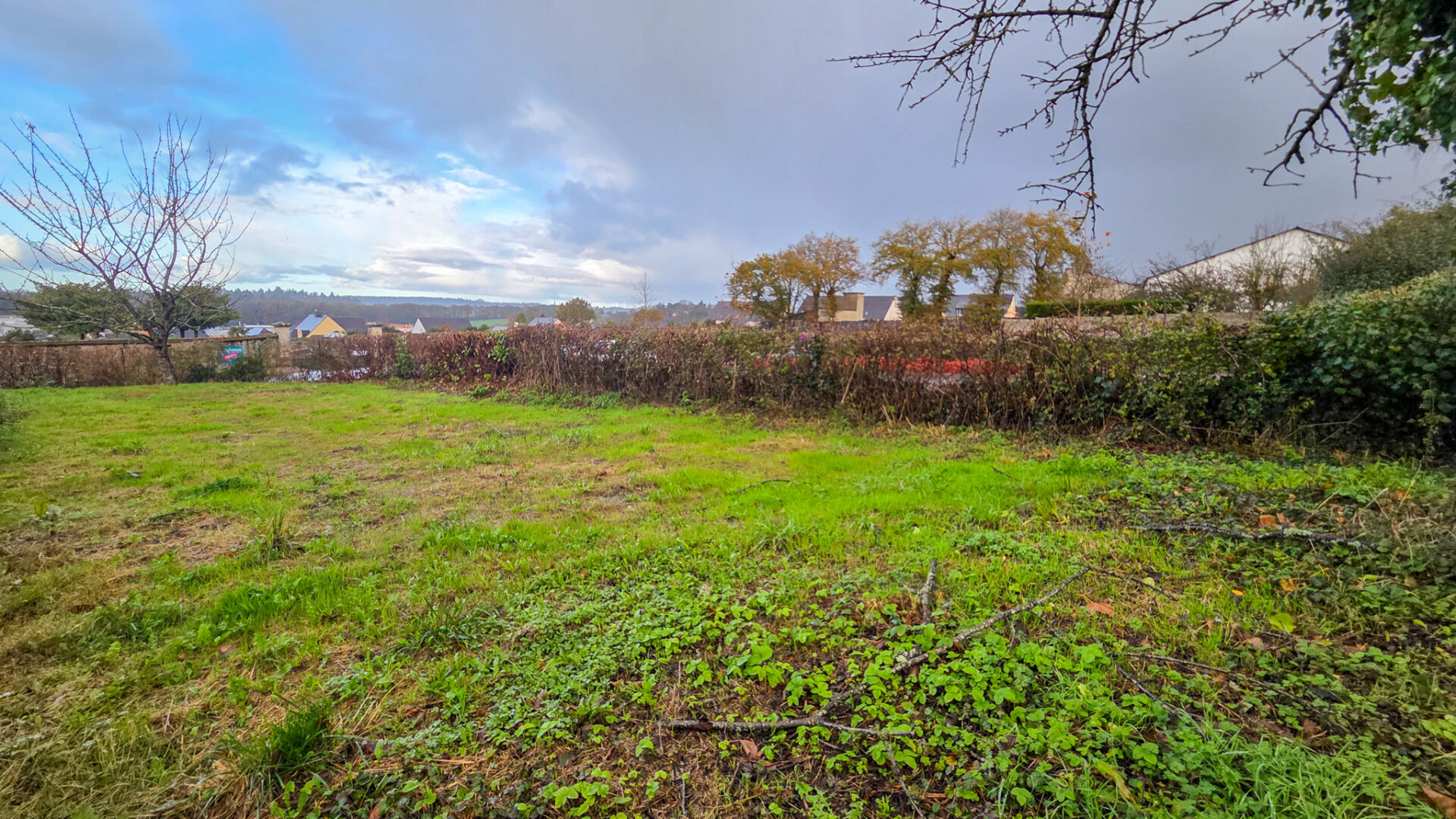 Terrain PLOERMEL (56800) 302.00 m²