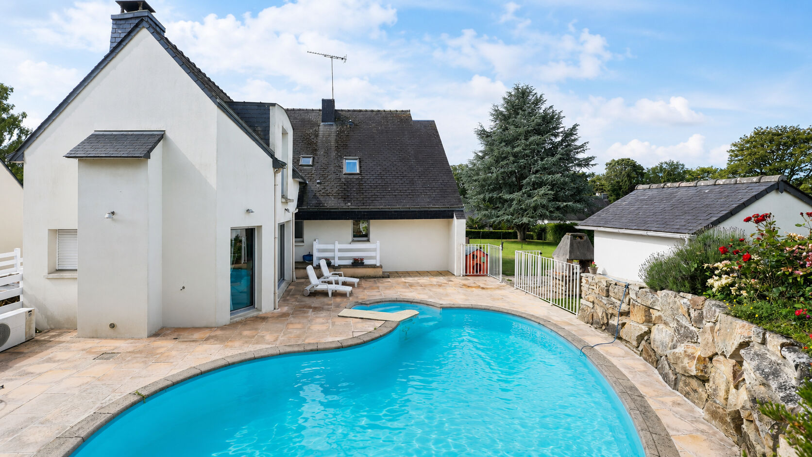 Maison TAUPONT (56800) 8 pi&egrave;ces 187.00 m&sup2;