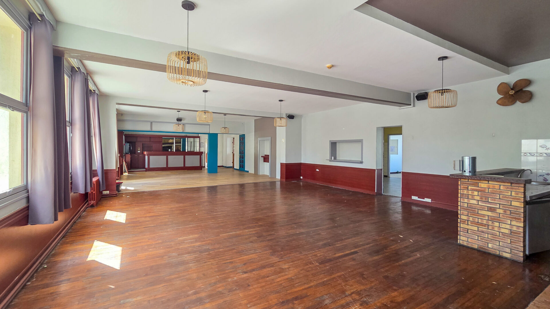 Local commercial PLOERMEL (56800) 192.00 m&sup2;
