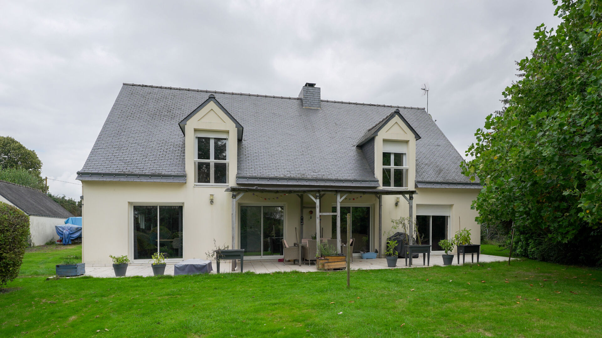 Maison PLO&Euml;RMEL (56800) 7 pi&egrave;ces 221.00 m&sup2;
