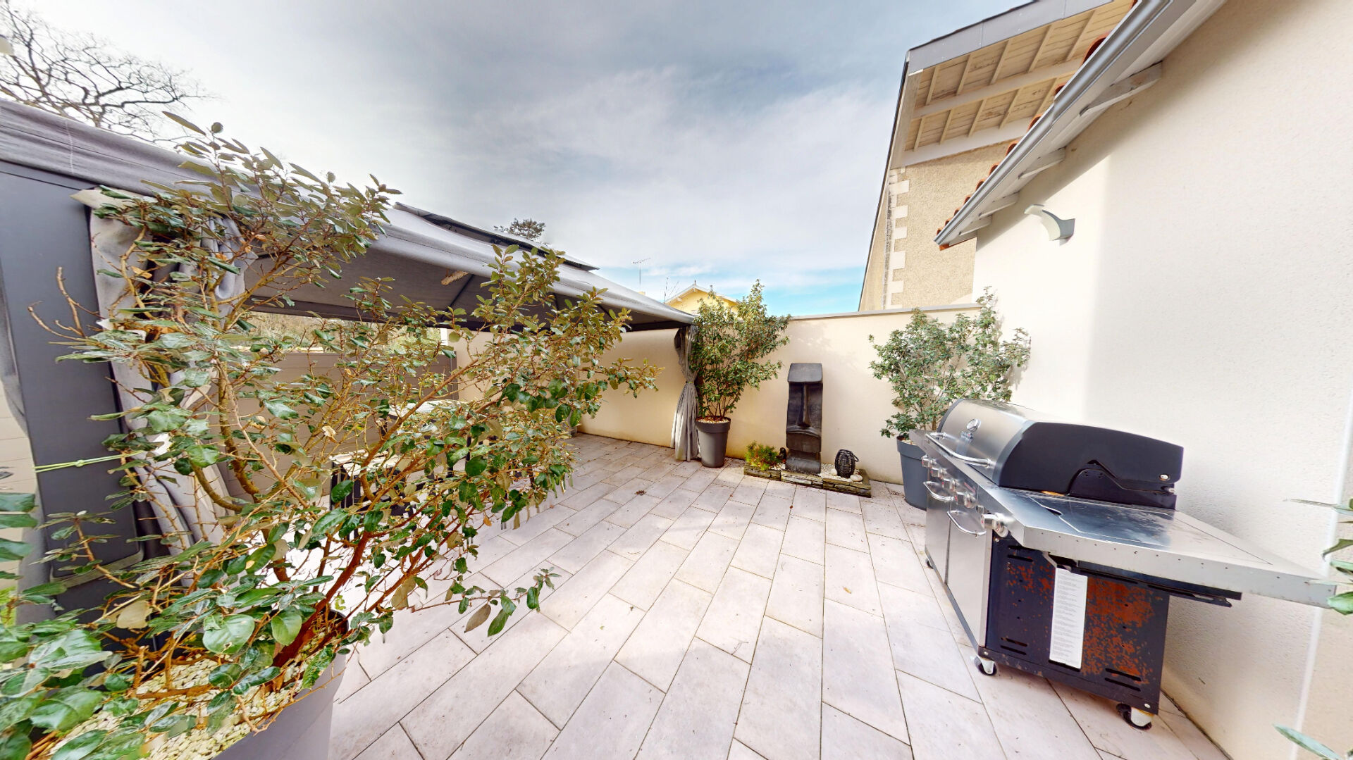 Maison POITIERS (86000) 5 pi&egrave;ces 114.00 m&sup2;