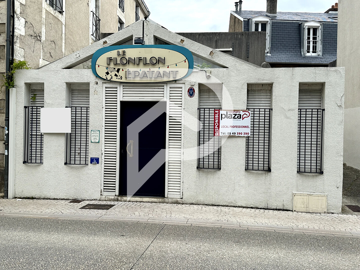 Local commercial POITIERS (86000) 185.00 m²