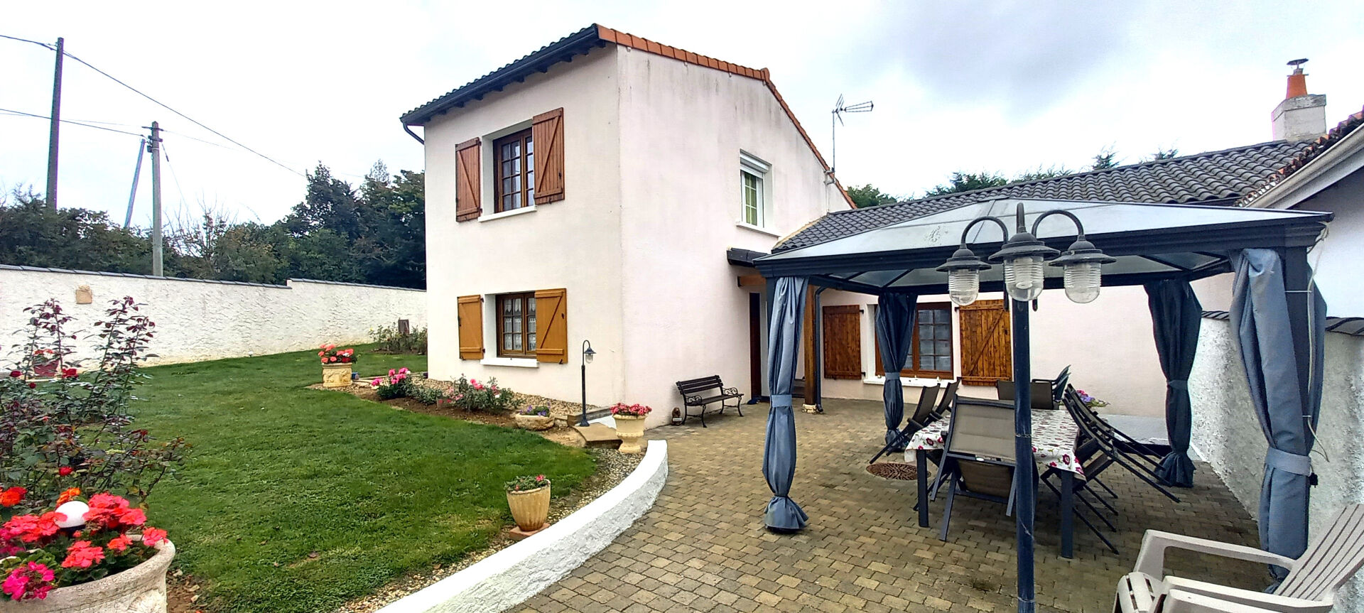 Maison ITEUIL (86240) 6 pi&egrave;ces 156.00 m&sup2;