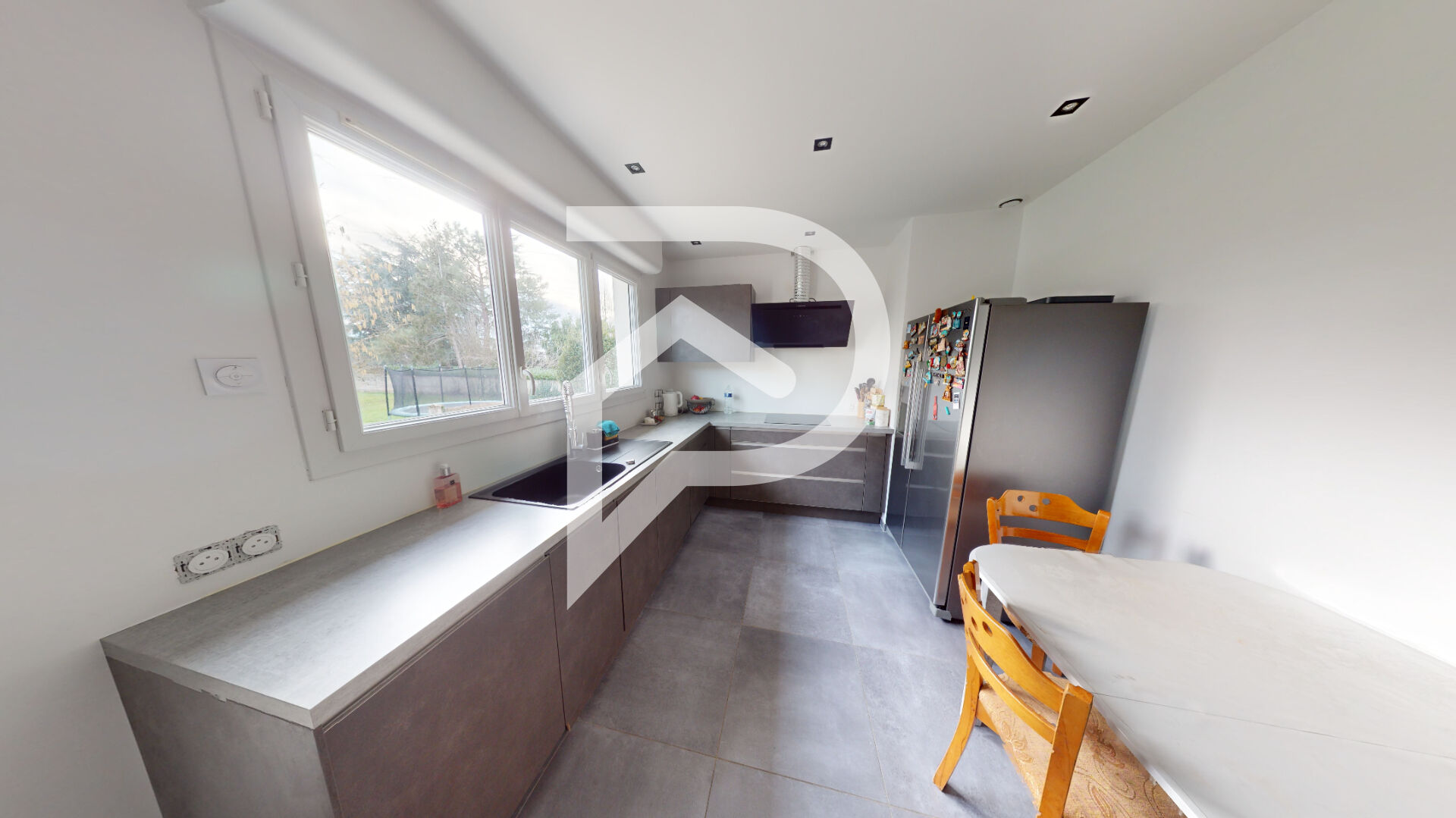 Maison POITIERS (86000) 5 pièces 102.00 m²