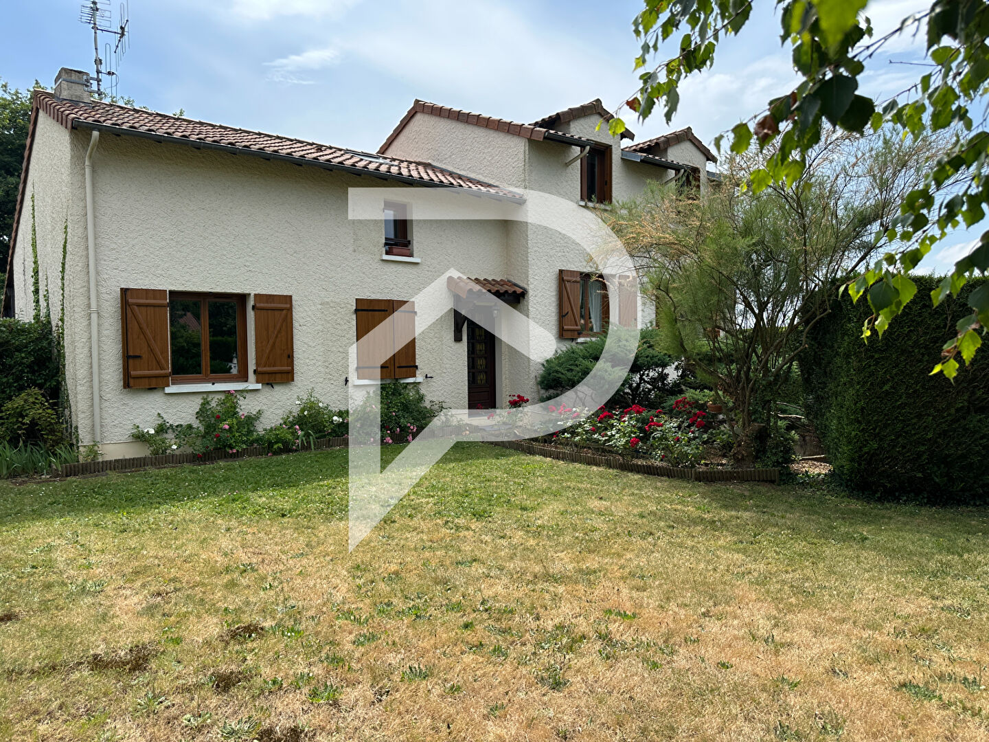 Maison FONTAINE LE COMTE (86240) 9 pièces 167.00 m²