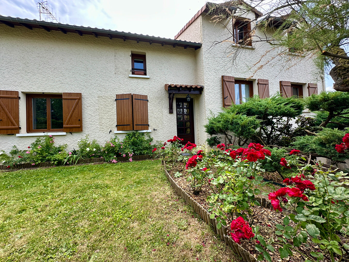 Maison FONTAINE LE COMTE (86240) 9 pièces 167.00 m²