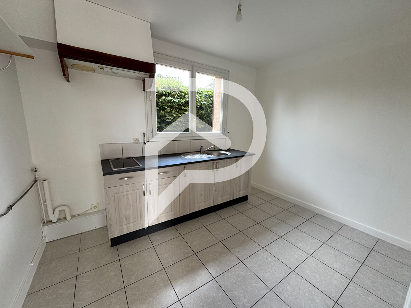 Appartement POITIERS (86000) 3 pièces 48.00 m²