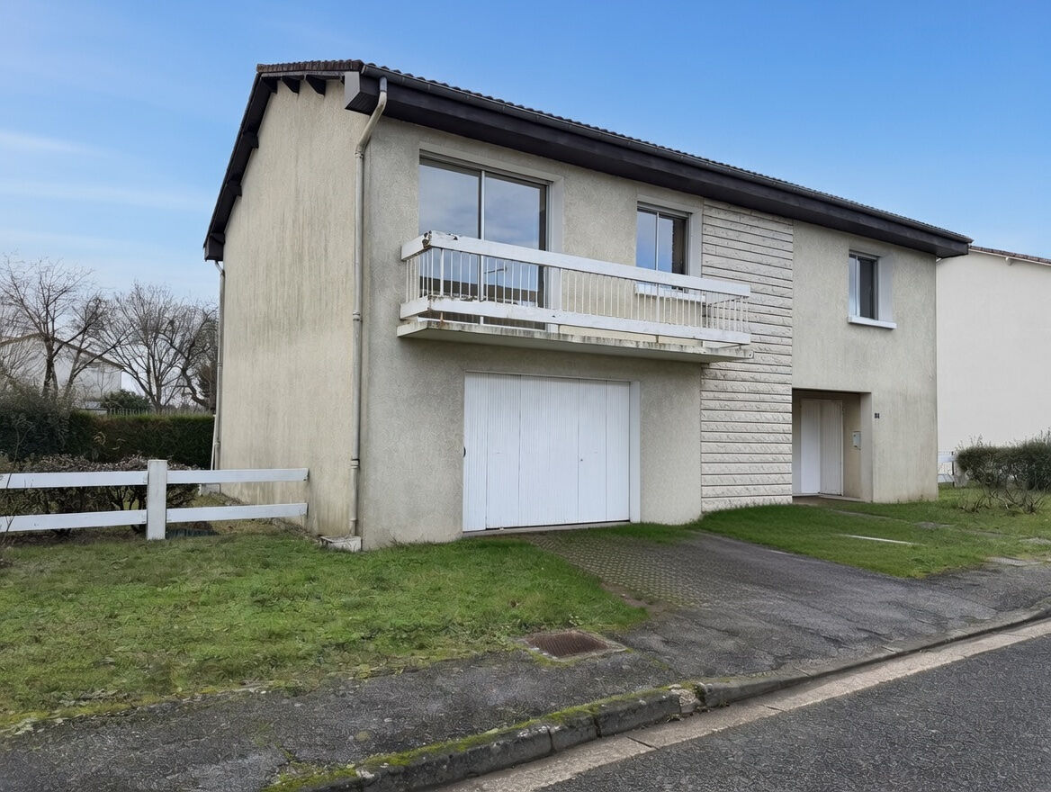 Maison POITIERS (86000) 5 pi&egrave;ces 123.00 m&sup2;