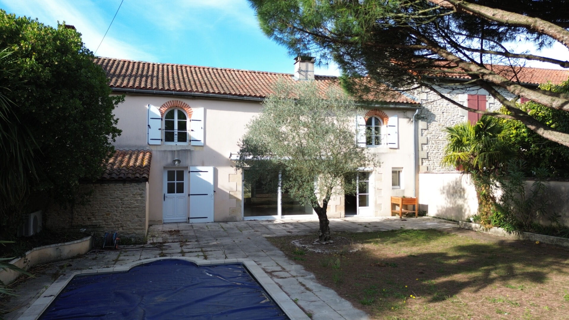Maison VOUILLE (86190) 5 pi&egrave;ces 174.00 m&sup2;