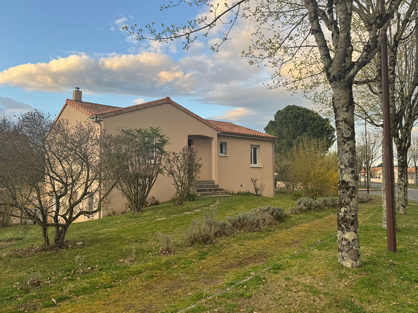 Maison FONTAINE LE COMTE (86240) 4 pi&egrave;ces 132.00 m&sup2;