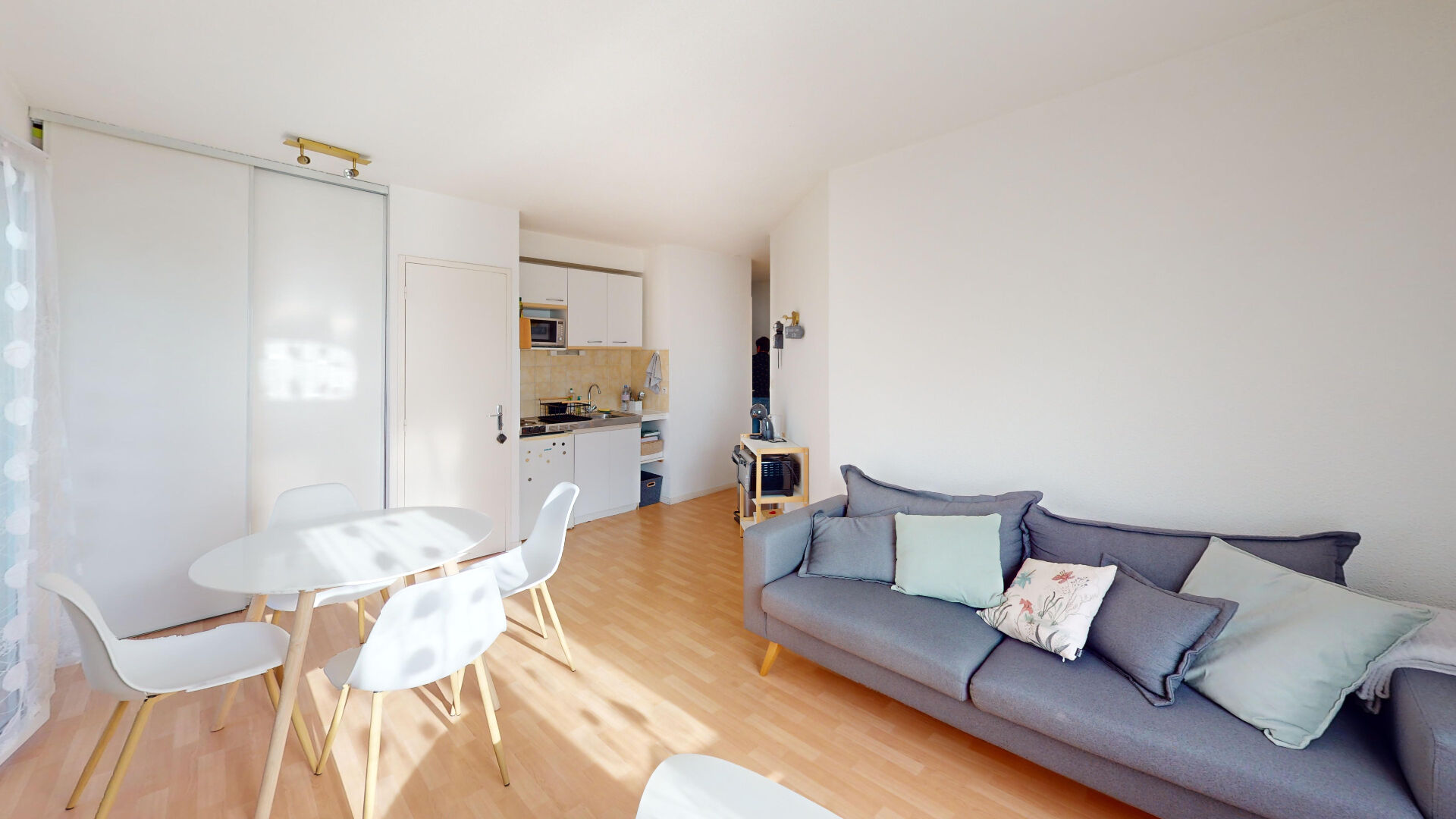Appartement POITIERS (86000) 2 pi&egrave;ces 40.00 m&sup2;