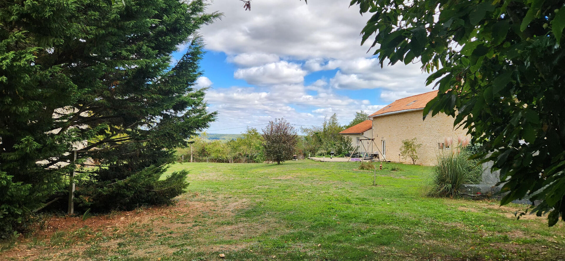 Maison ITEUIL (86240) 7 pi&egrave;ces 227.00 m&sup2;