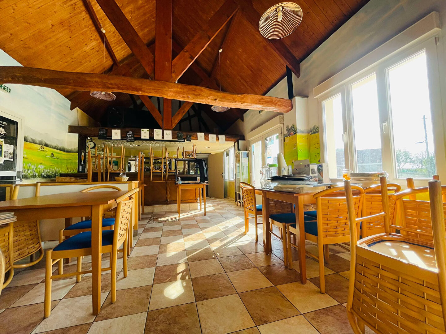 Local commercial QUEND (80120) 6 pièces 207.00 m²