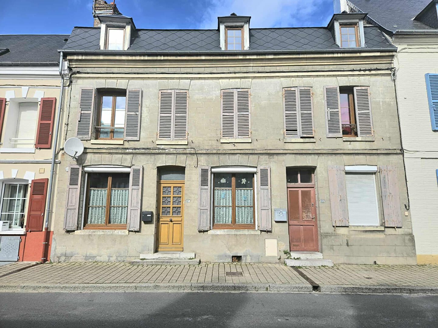 Immeuble de rapport RUE (80120) 7 pièces 136.00 m²