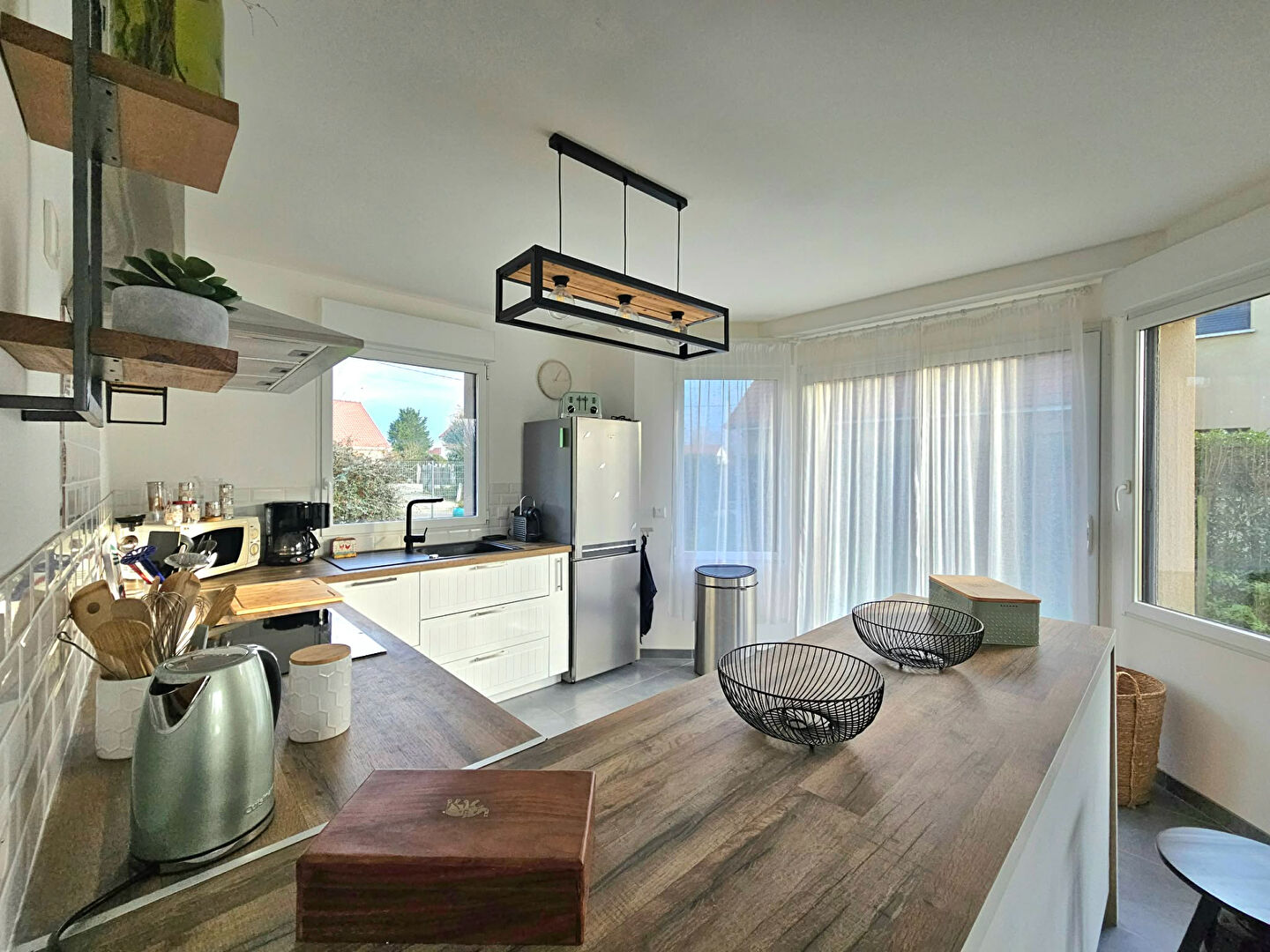 Maison FAVIERES (80120) 6 pi&egrave;ces 155.00 m&sup2;